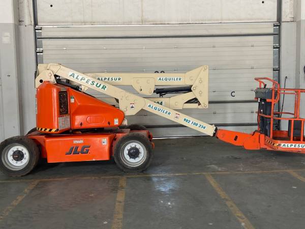 Plataforma artículada JLG A450